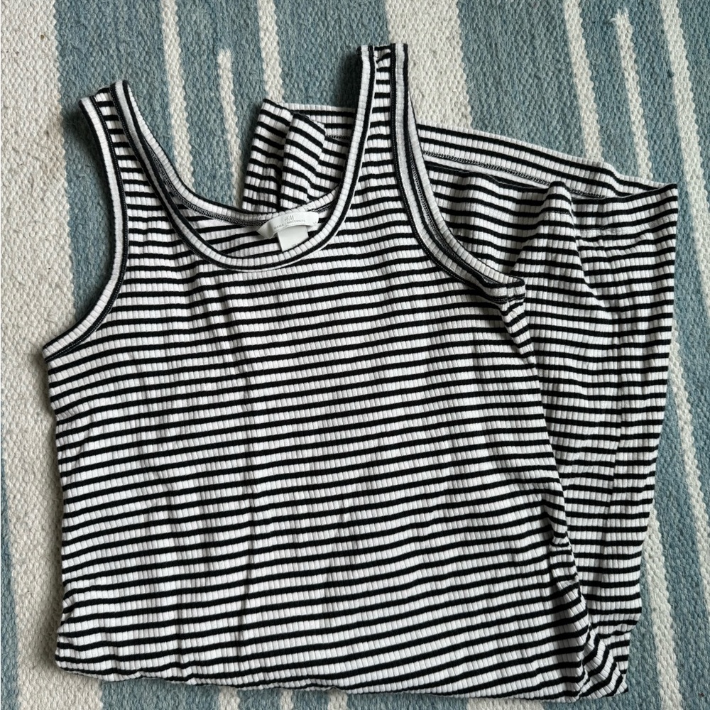 H&M Striped And Ribbed Maternity Dress